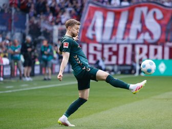 Schock für Werder: Weiser erleidet Kreuzbandriss Schock für Werder: Weiser erleidet Kreuzbandriss