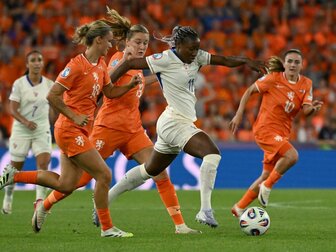 EM: Stümerin Diani für Spiel gegen Deutschland fraglich EM: Stümerin Diani für Spiel gegen Deutschland fraglich