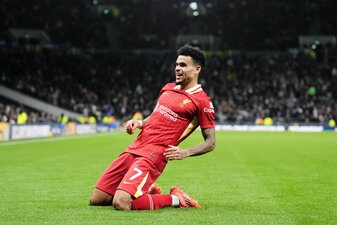 Auf dem Weg nach München?: Die Bayern stehen wegen Luis Díaz vor Verhandlungen mit Liverpool. Auf dem Weg nach München?: Die Bayern stehen wegen Luis Díaz vor Verhandlungen mit Liverpool.