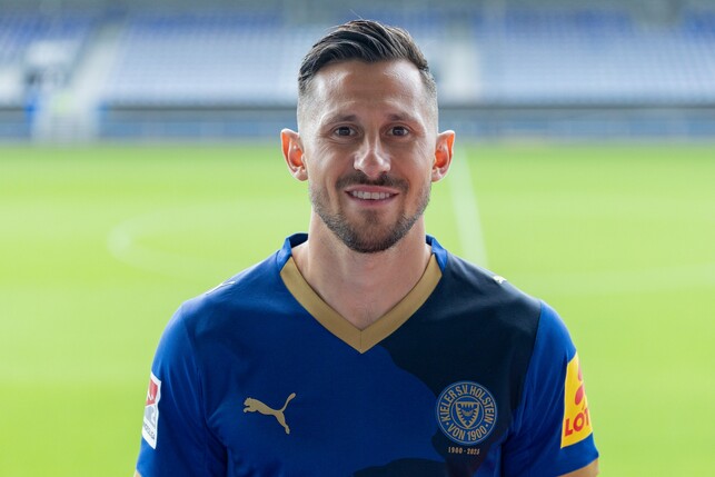 Steven Skrzybski wird ab der kommenden Saison Holstei Kiel als Kapitän anführen. | Foto: Selim Sudheimer/Getty Images