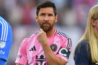 Ist von der Liga für ein Spiel gesperrt worden: Superstar Lionel Messi Ist von der Liga für ein Spiel gesperrt worden: Superstar Lionel Messi