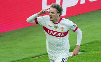 Stürmer Nick Woltemade würde gern vom VfB Stuttgart zum FC Bayern wechseln. Stürmer Nick Woltemade würde gern vom VfB Stuttgart zum FC Bayern wechseln.
