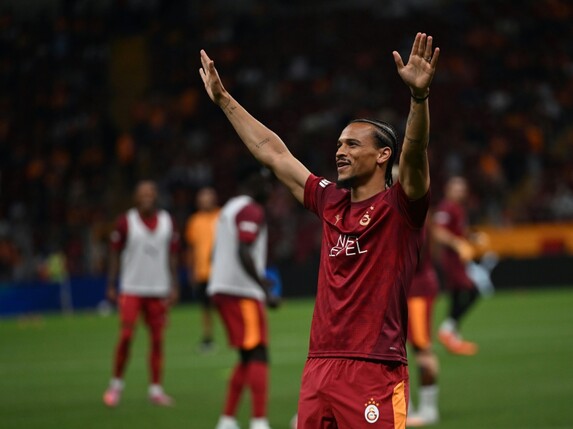 Lautstark gefeiert: Sané gibt Debüt für Galatasaray