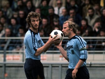 Vogts wird Gladbacher Ehrenspielführer Vogts wird Gladbacher Ehrenspielführer
