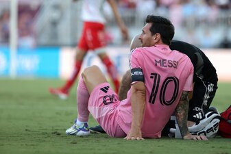 Aus nach elf Minuten: Messi verletzt Aus nach elf Minuten: Messi verletzt