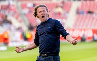 Der FSV Mainz 05 um Trainer Bo Henriksen trifft in den Playoffs der Conference League auf Rosenborg Trondheim aus Norwegen oder den schwedischen Club Hammarby IF. Der FSV Mainz 05 um Trainer Bo Henriksen trifft in den Playoffs der Conference League auf Rosenborg Trondheim aus Norwegen oder den schwedischen Club Hammarby IF.