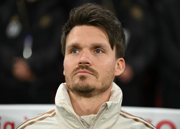 Danny Röhl hat bereits als Trainer bei Sheffield Wednesday hingeschmissen - seine Ex-Spieler könnten folgen.