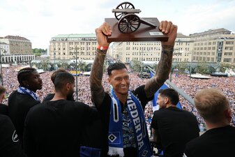 Erster Treffer für neuen Club: Der frühere HSV-Angreifer Davie Selke. Erster Treffer für neuen Club: Der frühere HSV-Angreifer Davie Selke.