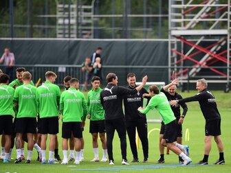 Nach Suspendierung: Neuhaus trifft für Gladbach Nach Suspendierung: Neuhaus trifft für Gladbach