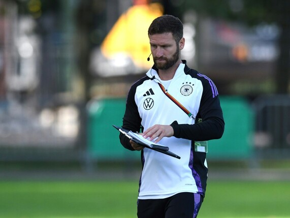 Ex-Weltmeister Mustafi wird Co-Trainer der U21
