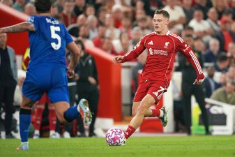 Florian Wirtz feierte seinen ersten Premier-League-Sieg mit dem FC Liverpool, blieb beim 4:2 aber torlos. Florian Wirtz feierte seinen ersten Premier-League-Sieg mit dem FC Liverpool, blieb beim 4:2 aber torlos.