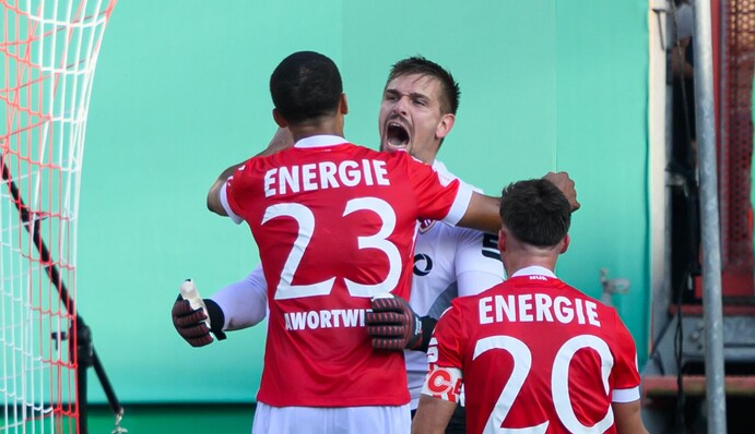 Mann des Spiels: Energie-keeper Alexander Sebald. 