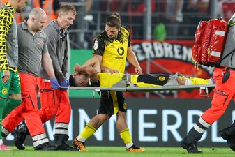 Yan Couto konnte nicht mehr selbst vom Feld gehen. Yan Couto konnte nicht mehr selbst vom Feld gehen.