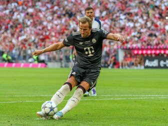 Foto: Bayern startet mit Stuttgart-Elf, RB mit Simons