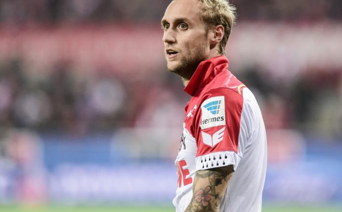 Marcel Risse fällt mit einem Kreuzbandriss lange aus (Quelle: PIXATHLON/SID)