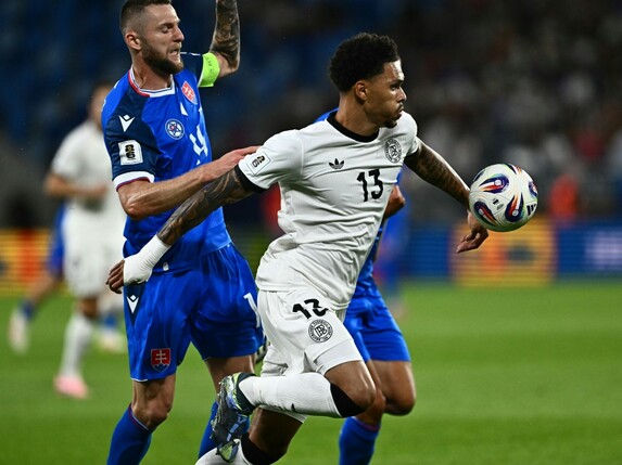"Spieler drumherum": Nagelsmann schützt Debütant Collins