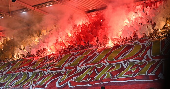 Die UEFA hat den FSV Mainz 05 mit einer Geldstrafe belegt.