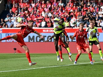 BVB müht sich gegen dezimierte Heidenheimer zum Sieg BVB müht sich gegen dezimierte Heidenheimer zum Sieg