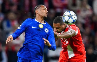 Foto: War das Rot? Tah winkt ab, Chelsea-Coach erzürnt