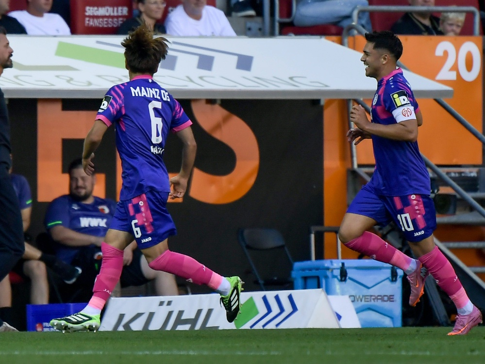 FCA: Böse Klatsche für Trainer Wagner