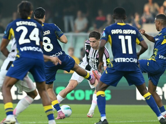 Juve stolpert an die Tabellenspitze