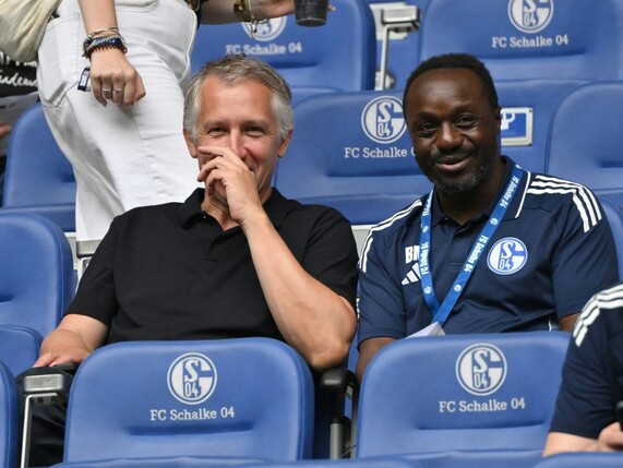 Schalke entlässt Kaderplaner Manga