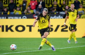 Nico Schlotterbeck ist auch wegen seiner Pässe für den BVB wichtig. Nico Schlotterbeck ist auch wegen seiner Pässe für den BVB wichtig.
