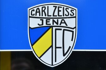 Jenas Fußballerinnen unterlagen nach einem späten Gegentreffer. Jenas Fußballerinnen unterlagen nach einem späten Gegentreffer.