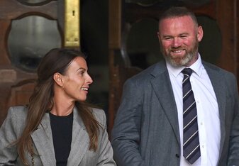 Seit dem Teenageralter sind Coleen und Wayne Rooney ein Paar. Der Ex-Stürmer, der mit Alkoholproblemen kämpfte, sagt: «Wenn sie nicht gewesen wäre, wäre ich tot.» Seit dem Teenageralter sind Coleen und Wayne Rooney ein Paar. Der Ex-Stürmer, der mit Alkoholproblemen kämpfte, sagt: «Wenn sie nicht gewesen wäre, wäre ich tot.»