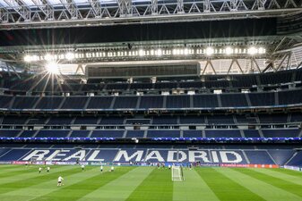 Real Madrid kann aufgrund einer Entscheidung der EU-Kommission von der Stadt Madrid mehr als 20 Millionen Euro zurückverlangen. (Archivbild) Real Madrid kann aufgrund einer Entscheidung der EU-Kommission von der Stadt Madrid mehr als 20 Millionen Euro zurückverlangen. (Archivbild)
