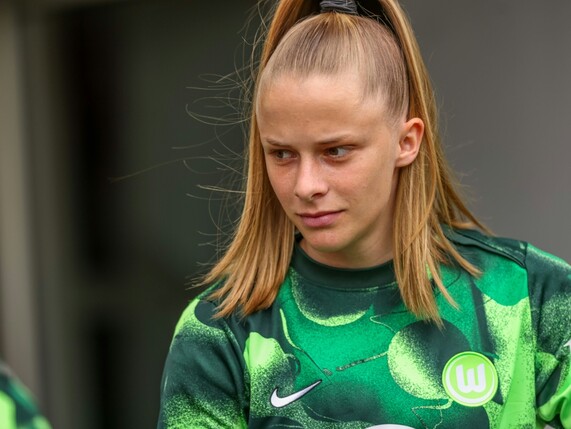DFB-Pokal: Rekordgewinner Wolfsburg startet mit Kantersieg