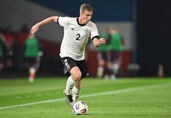 Elias Baum im Einsatz für die U21. Foto: Stuart Franklin/Getty Images Elias Baum im Einsatz für die U21. Foto: Stuart Franklin/Getty Images