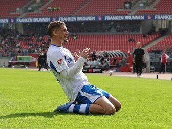 Krisen-Duell: Hertha siegt beim Club Krisen-Duell: Hertha siegt beim Club