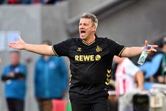 Hadert mit dem Video-Assistenten: Kölns Trainer Lukas Kwasniok. Hadert mit dem Video-Assistenten: Kölns Trainer Lukas Kwasniok.