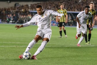 Kylian Mbappe trifft für Real Madrid nach Belieben. Kylian Mbappe trifft für Real Madrid nach Belieben.