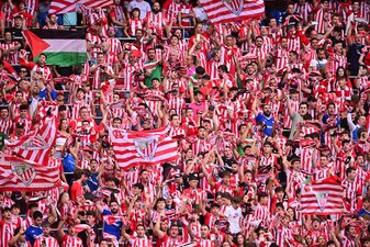 Athletic Bilbao hat eine spezielle Philosophie und frenetische Fans. Athletic Bilbao hat eine spezielle Philosophie und frenetische Fans.