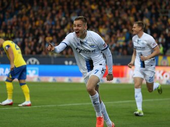 Paderborn springt auf Platz eins Paderborn springt auf Platz eins