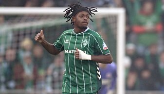 Samuel Mbangula brachte Werder gegen den FC St. Pauli früh in Führung, Samuel Mbangula brachte Werder gegen den FC St. Pauli früh in Führung,