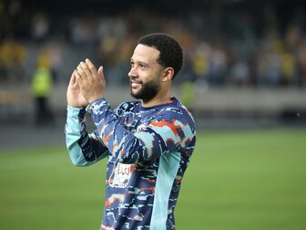 Reisepass geklaut: Koeman straft Depay ab Reisepass geklaut: Koeman straft Depay ab