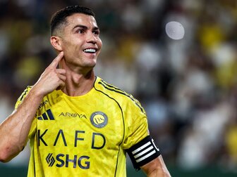 Cristiano Ronaldo ist erster Fußball-Milliardär Cristiano Ronaldo ist erster Fußball-Milliardär