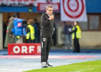 Ralf Rangnick feierte einen Sieg mit Österreich. Ralf Rangnick feierte einen Sieg mit Österreich.