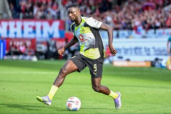 Guirassy soll am Dienstag wieder in Dortmund trainieren Guirassy soll am Dienstag wieder in Dortmund trainieren
