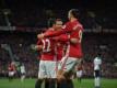 Henrikh Mkhitaryan (l.) schießt Manchester United zum Sieg über Tottenham. Foto: Peter Powell