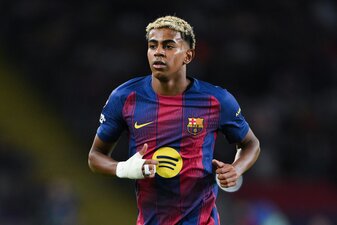 BARCELONA, SPAIN - OCTOBER 01: Lamine Yamal of FC Barcelona looks on during the UEFA Champions League 2025/26 League Phase MD2 match between FC Barcelona and Paris Saint-Germain at Estadi Olimpic Llui BARCELONA, SPAIN - OCTOBER 01: Lamine Yamal of FC Barcelona looks on during the UEFA Champions League 2025/26 League Phase MD2 match between FC Barcelona and Paris Saint-Germain at Estadi Olimpic Llui