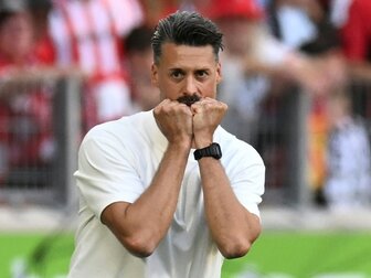 FCA-Präsident Krapf stärkt Coach Wagner FCA-Präsident Krapf stärkt Coach Wagner