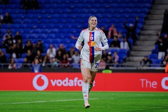 Jule Brand feierte eine doppelte Premiere für Olympique Lyon (Photo by Pauline Figuet/Getty Images) Jule Brand feierte eine doppelte Premiere für Olympique Lyon (Photo by Pauline Figuet/Getty Images)