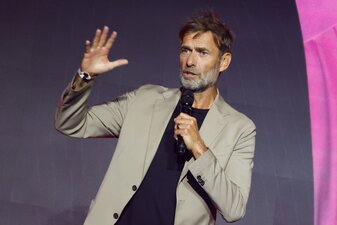 Der Bundesliga-Gipfel findet ohne Jürgen Klopp statt. Der Bundesliga-Gipfel findet ohne Jürgen Klopp statt.