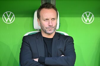 Muss viel nachdenken: VfL Wolfsburgs Sportchef Sebastian Schindzielorz Muss viel nachdenken: VfL Wolfsburgs Sportchef Sebastian Schindzielorz