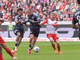 Nach Doppelpack Burkardt: Frankfurt gibt Sieg aus der Hand Nach Doppelpack Burkardt: Frankfurt gibt Sieg aus der Hand