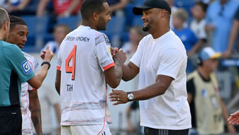 Tah über Kompany-Verlängerung: "Wir haben uns alle gefreut" Tah über Kompany-Verlängerung: "Wir haben uns alle gefreut"